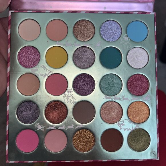 I Heart Revolution x Elf I'm a cotton headed ninny muggins Eye Shadow Palette - Picture 4 of 6